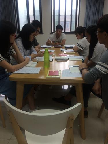 研究生151支部“两学一做”会议