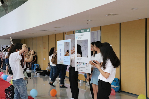 毕业典礼外场活动