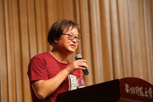 本科生教师代表马丁发言