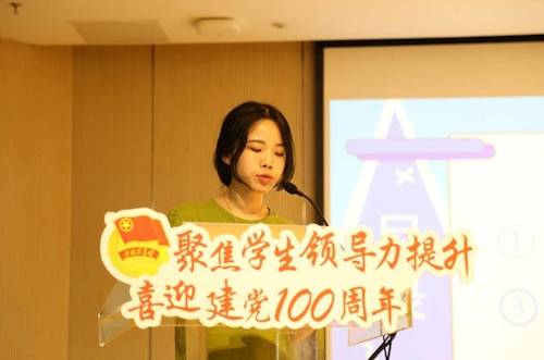 S1B0I7L7HUXE_~XKYVR{5WM